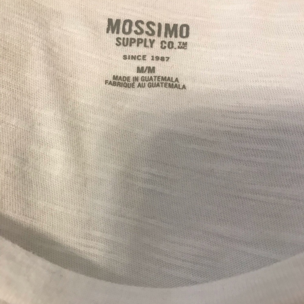 🤍🤍white T🤍🤍 - Picture 3 of 4